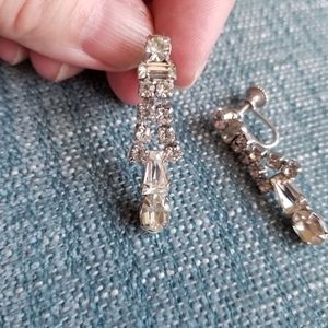 Vintage Weiss Clear Crystal Screwback Earrings